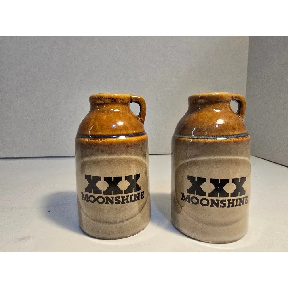 Vintage XXX Moonshine Jug Salt and Pepper Shakers Brown Stoneware‎ Set /0523